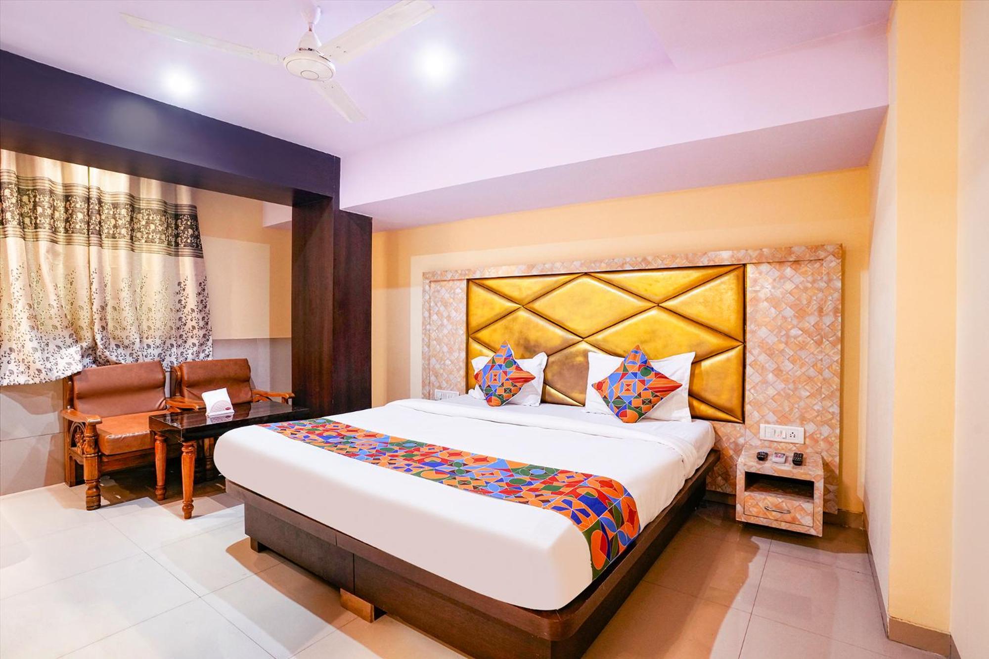 Fabhotel Everest Vashi Exterior photo