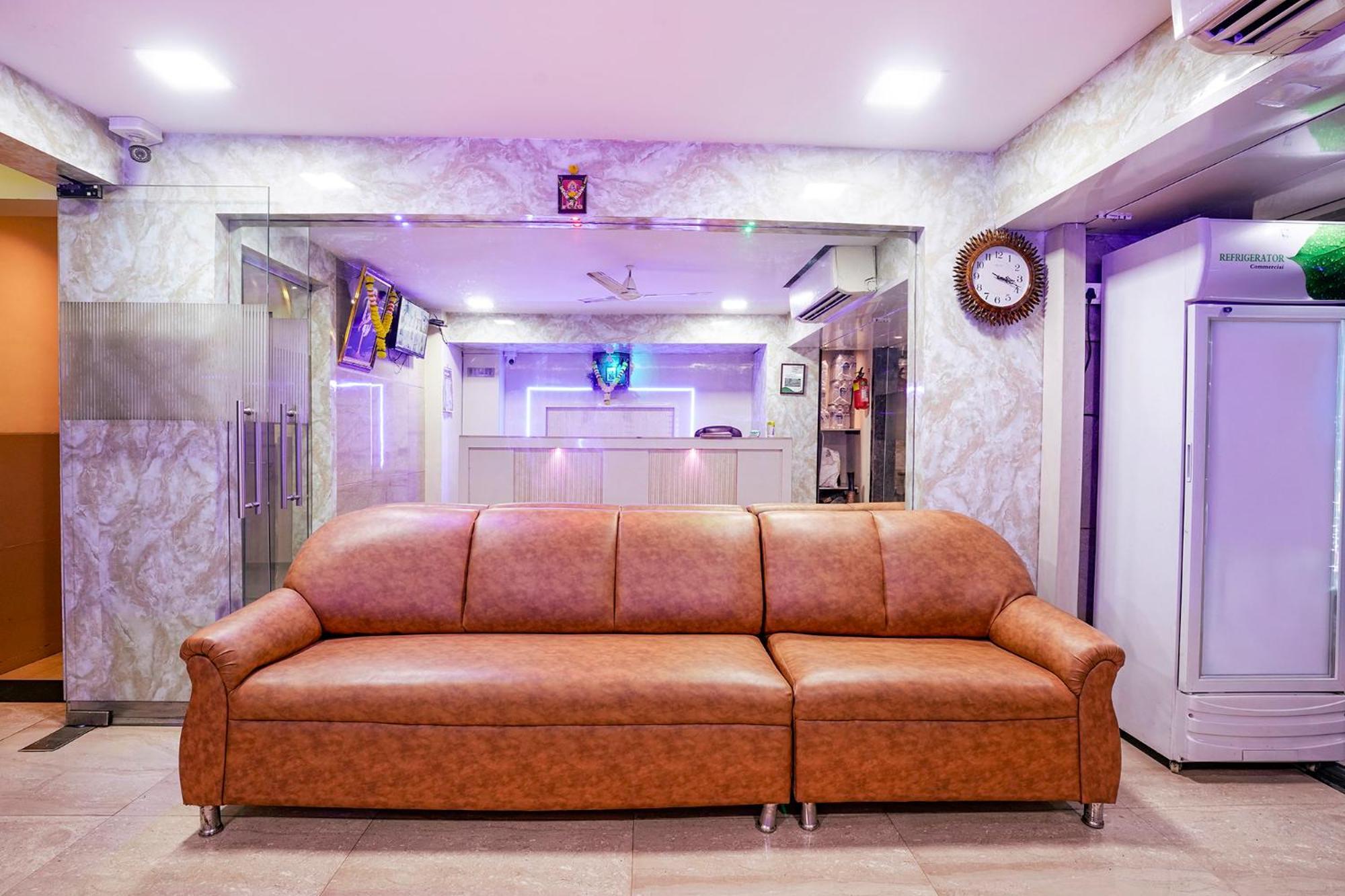Fabhotel Everest Vashi Exterior photo